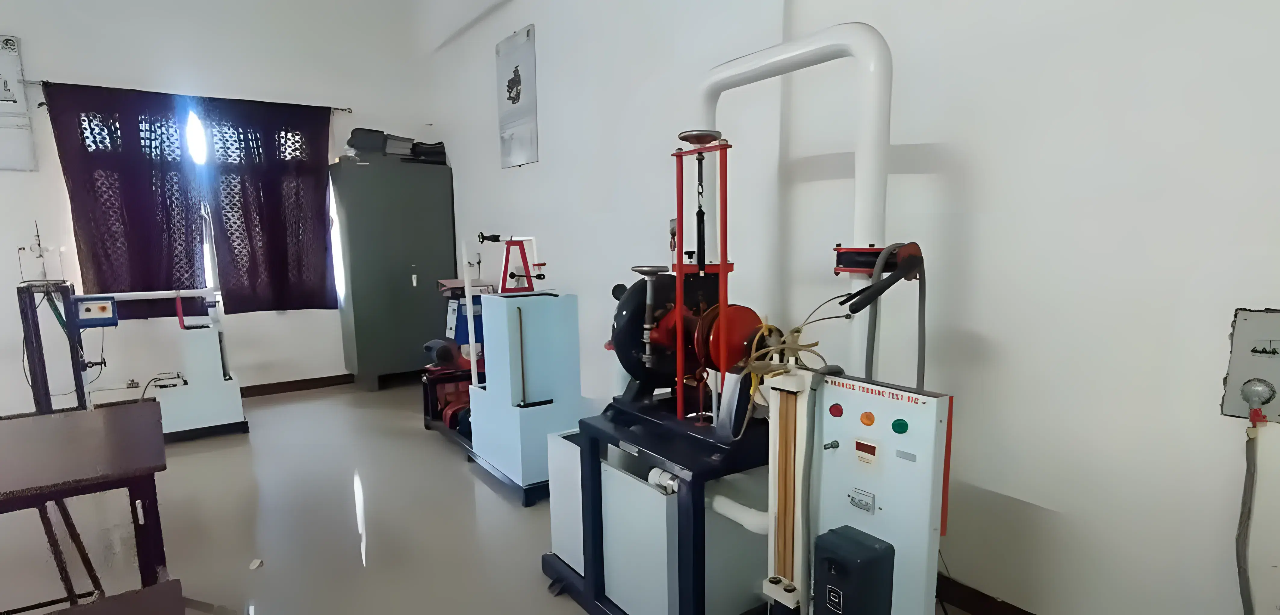 Guru Gobind Singh College of Engineering And Research Centre Nashik Academic Labs photo 4